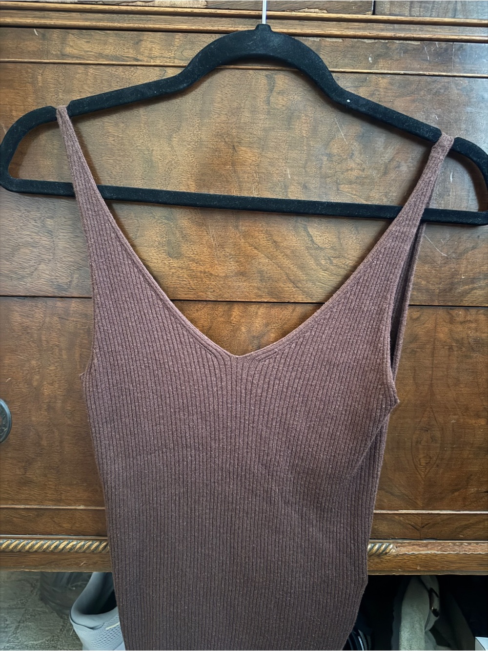 GAP Ribbed V-Neck Tank Top - Brown - Picture 2 of 5